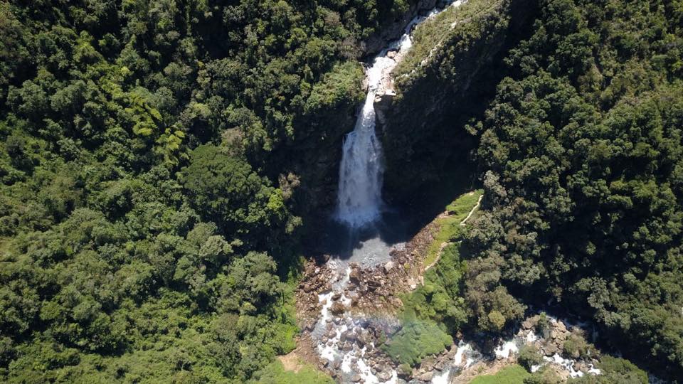 WATERFALLS TOUR